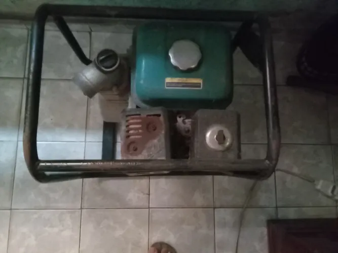 Máquina de cavar poço artesiano