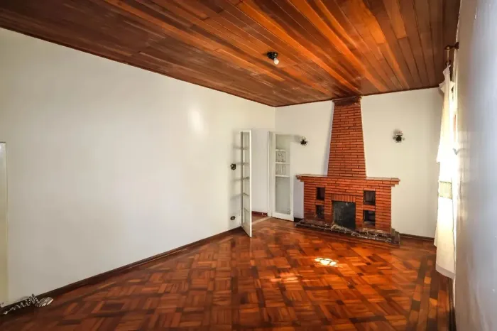 Casa à Venda - Aclimação, 3 Quartos, 200 m2