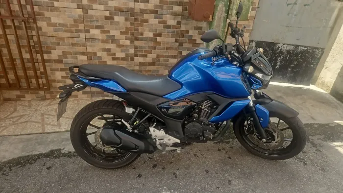 Vendo fazer fz15