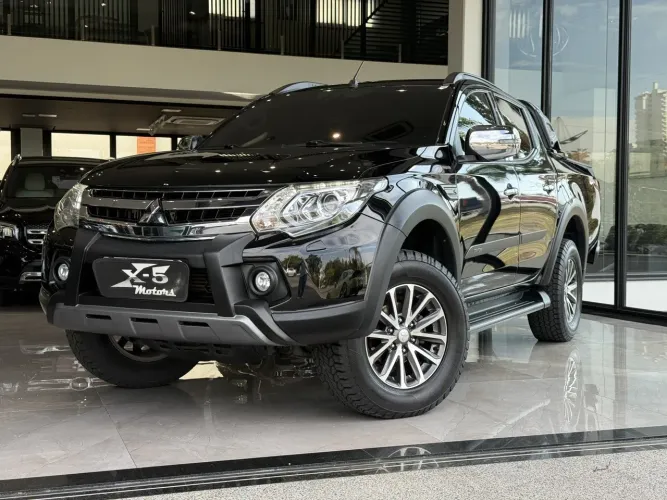 Mitsubishi L200 Triton Sport HPE-S 2.4 CD Dies. AUT 2021