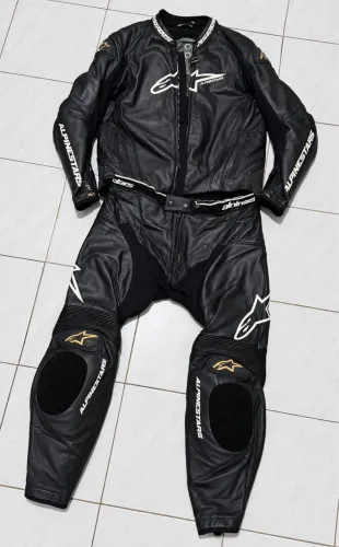 Macacão/ conjunto motociclista Alpinestars
