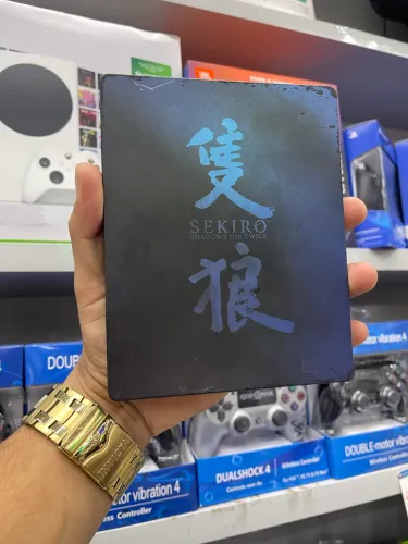 Sekiro ps4 steelcase