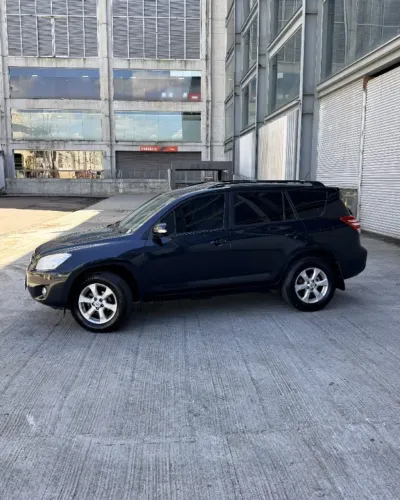 Toyota RAV4 2.4 4X4 16V 170cv Aut. 2011