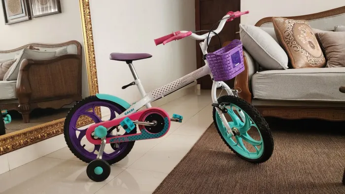 Bicicleta Caloi Ceci aro 16
