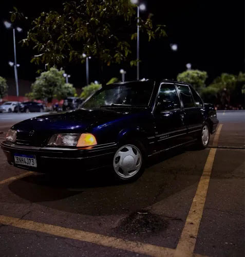 Chevrolet Monza GL 2.0 Efi/sl/l/650/club/barc.2e4p (álcool) 1993