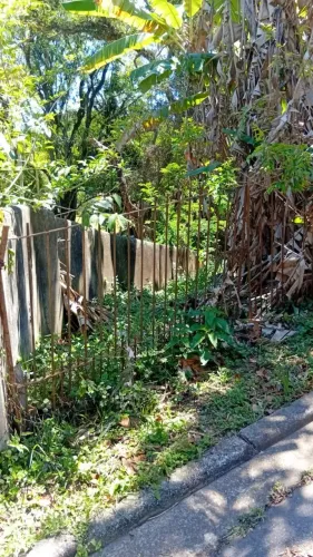 Vende-se terreno 