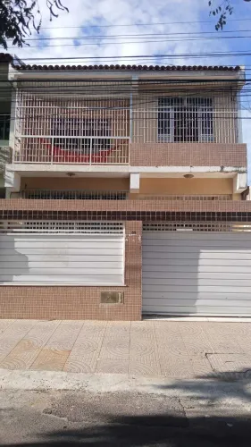 CASA EM RUA PÚBLICA - SUÍSSA [32893]