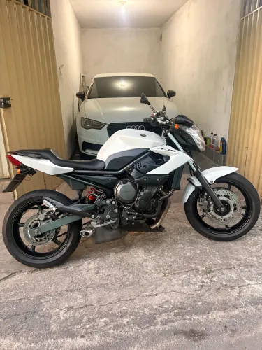 XJ6 2012