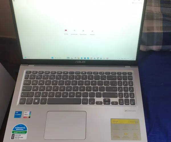 Notebook Asus Vivobook i5