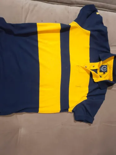Camisa Aleatóry original, tamanho M, em ótimo estado