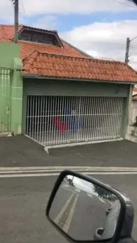 Excelente Sobrado à Venda no Campo Pequeno, Colombo 3 Quartos e Garagem para 2 Carros