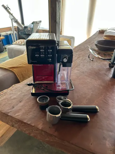 Cafeteira Oster Prima Latte