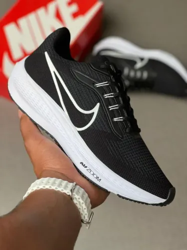 Promoção Tênis Nike esportivo