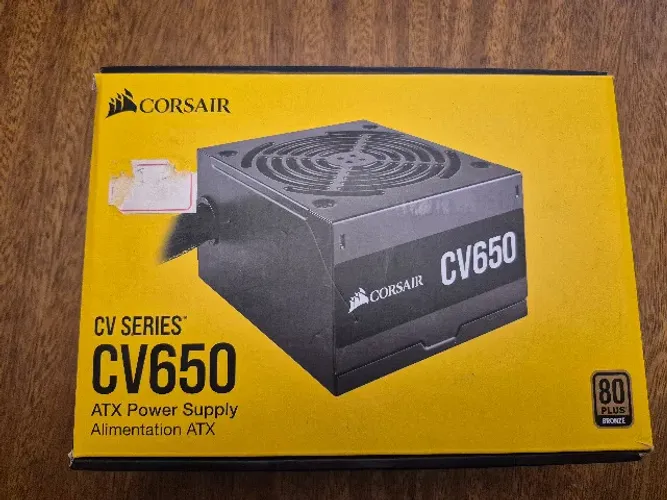 Fonte Corsair CV650 650W