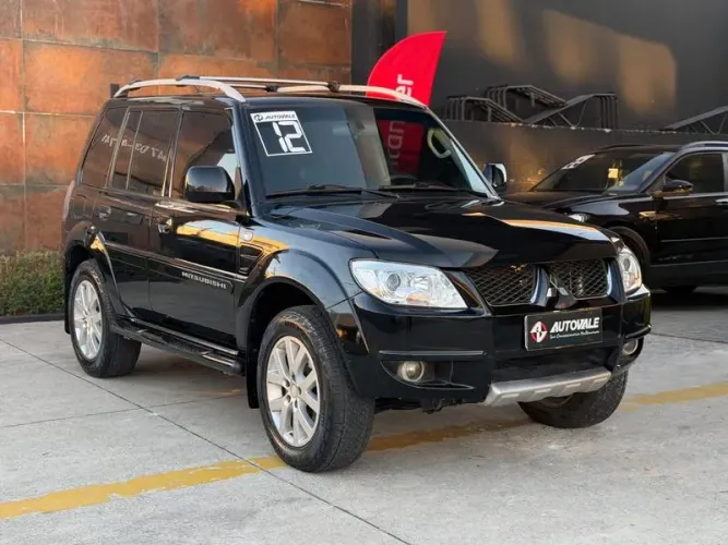 Mitsubishi Pajero TR4 2.0 Flex 16V 4X2 Aut. 2012