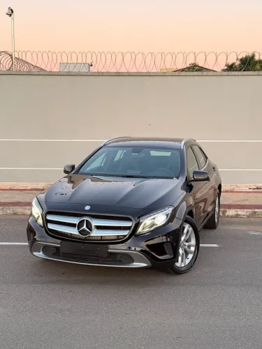 Mercedes-Benz GLA 200 Adv. 1.6/1.6 TB 16V Flex Aut. 2015