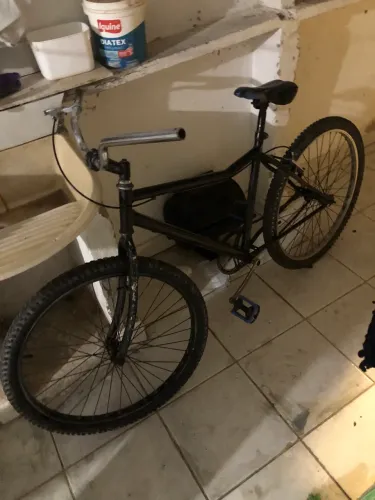 Bike preta aro 16