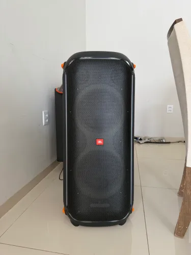 Jbl partybox 710