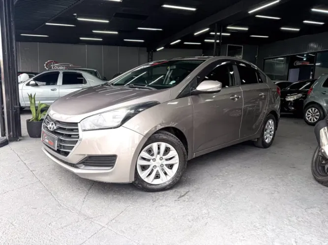 Hyundai HB20S Comfort Plus 1.0 Flex 12V Mec. 2018