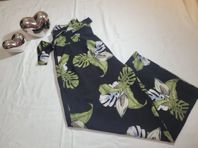 Calça feminina Pantacour Floral P