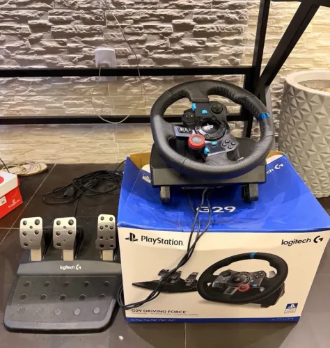 Volante G29 PlayStation 5 muito novo