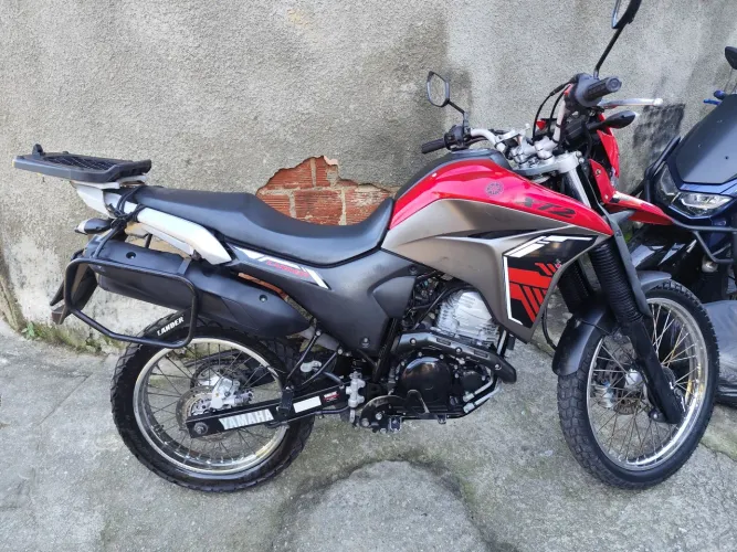 Vendo Lander 2023 único dono