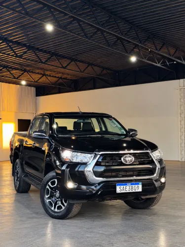 Toyota Hilux CD SRV 4X4 2.8 TDI Diesel Aut. 2022