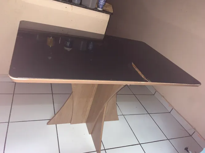 Vendo mesa de vidro