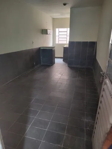 Alugado. Kitnet (quarto e cozinha) São Pedro