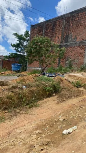 Vendo terreno em dois unidos