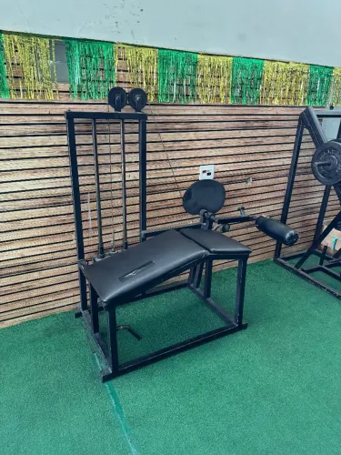 Mesa flexora usada