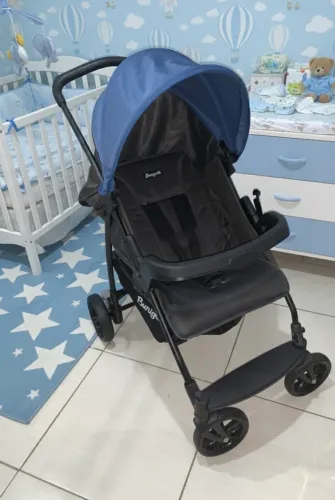 Carrinho de Bebê para Passeio Burigotto Ecco cor Azul e Preto