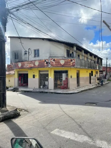 Oportunidade de Investimento: Prédio com Padaria e 3 Casas - Renda Imediata. Bairro:Clima
