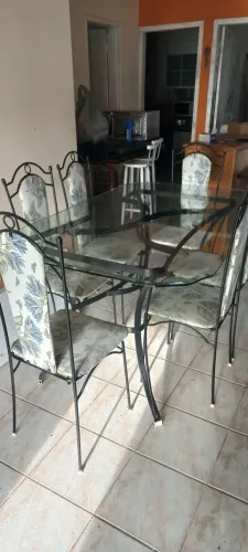Mesa de vidro temperado 1 60 x 1,00 com 6 cadeiras