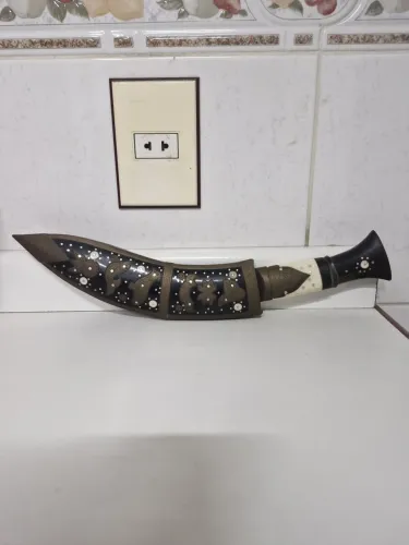 ADAGA KUKRI DO NEPAL (RÉPLICA DECORATIVA)
