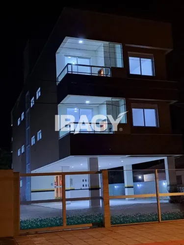 Excelente Apartamento 2 dormitório(s) em Carianos - Florianópolis