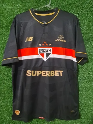 Camisas são Paulo/ Fluminense/ Botafogo