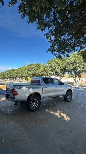 Toyota Hilux CD SRX 4X4 2.8 TDI 16V Diesel Aut. 2016