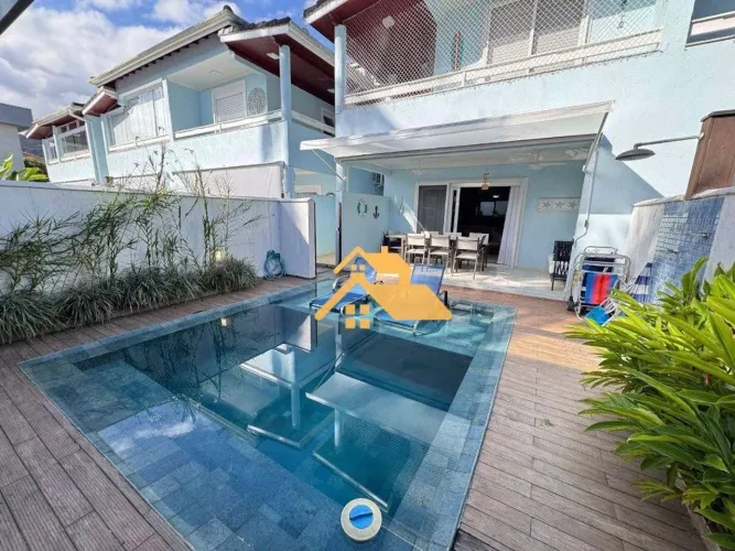 Oportunidade em Juquehy: Casa em Condomínio com 4 Suítes, Piscina Privativa, Churrasqueira