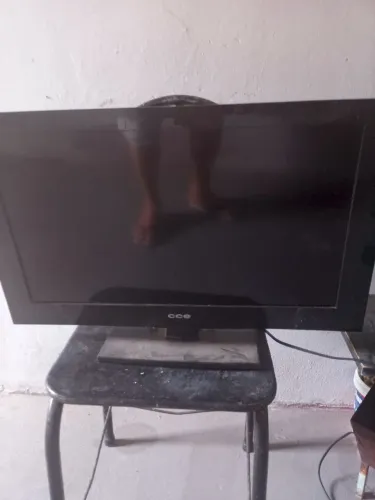 Tv CCE 24 para retirada de peças