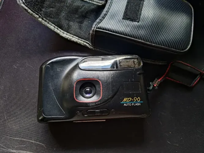 Câmera Analógica MD-90 Auto Flash