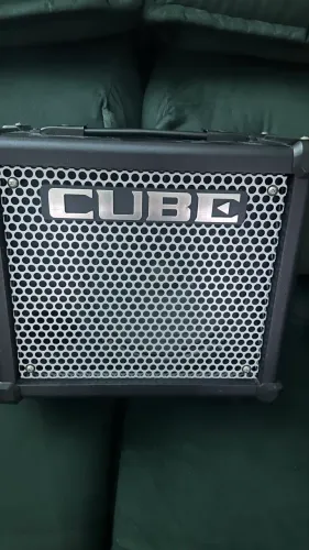 Cubo Guitarra Roland Cube 10GX