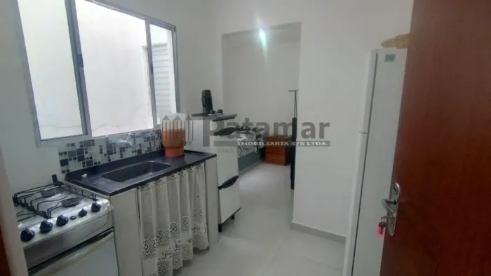 Studio Disponível para Locação com 16m²