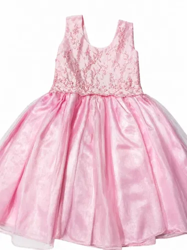 Vestido infantil serve para criança até 5 a 6anos