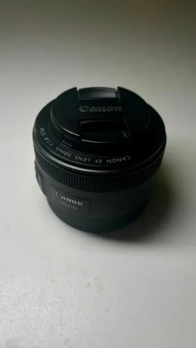 Lente Canon 50mm f/1.8 EF - Excelente Estado