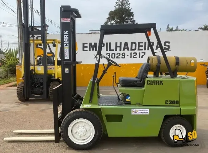 Empilhadeira a gás