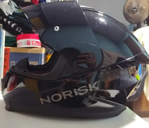 Capacete Norisk Razor Black Edition Viseira E Aerofólio Fumê Tamanho 58