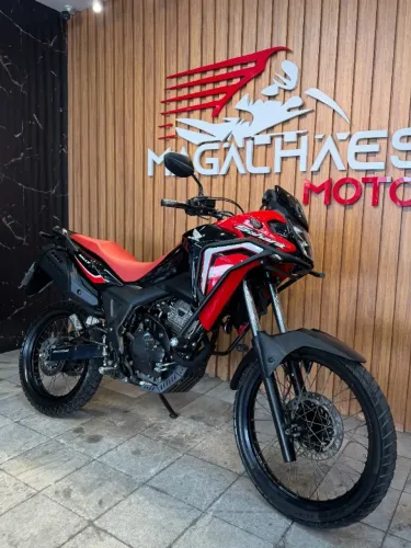 Sahara 300 ABS 2025 - Financimento bancário e cartão