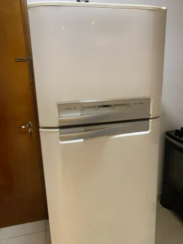 Refrigerador Electrolux DF46