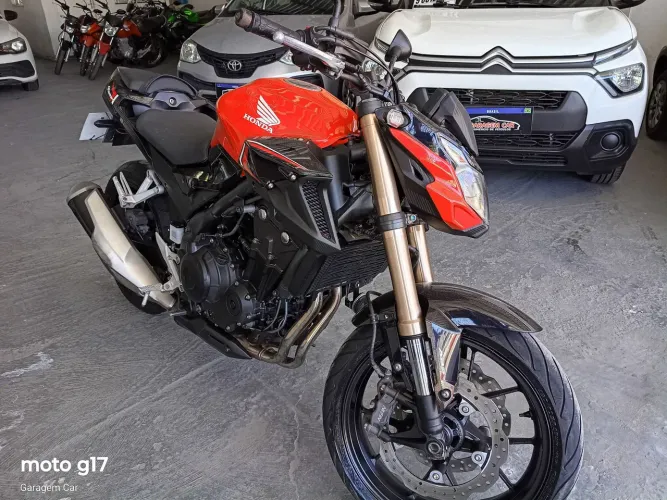 Honda cb500f 2024